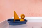 Bath toy sailboat - Mr. Lion